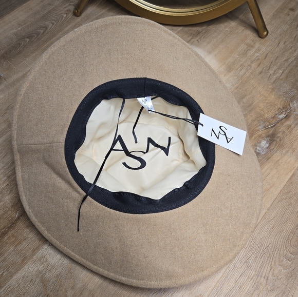 Nwt. ASN Harper hat. - Picture 3 of 3